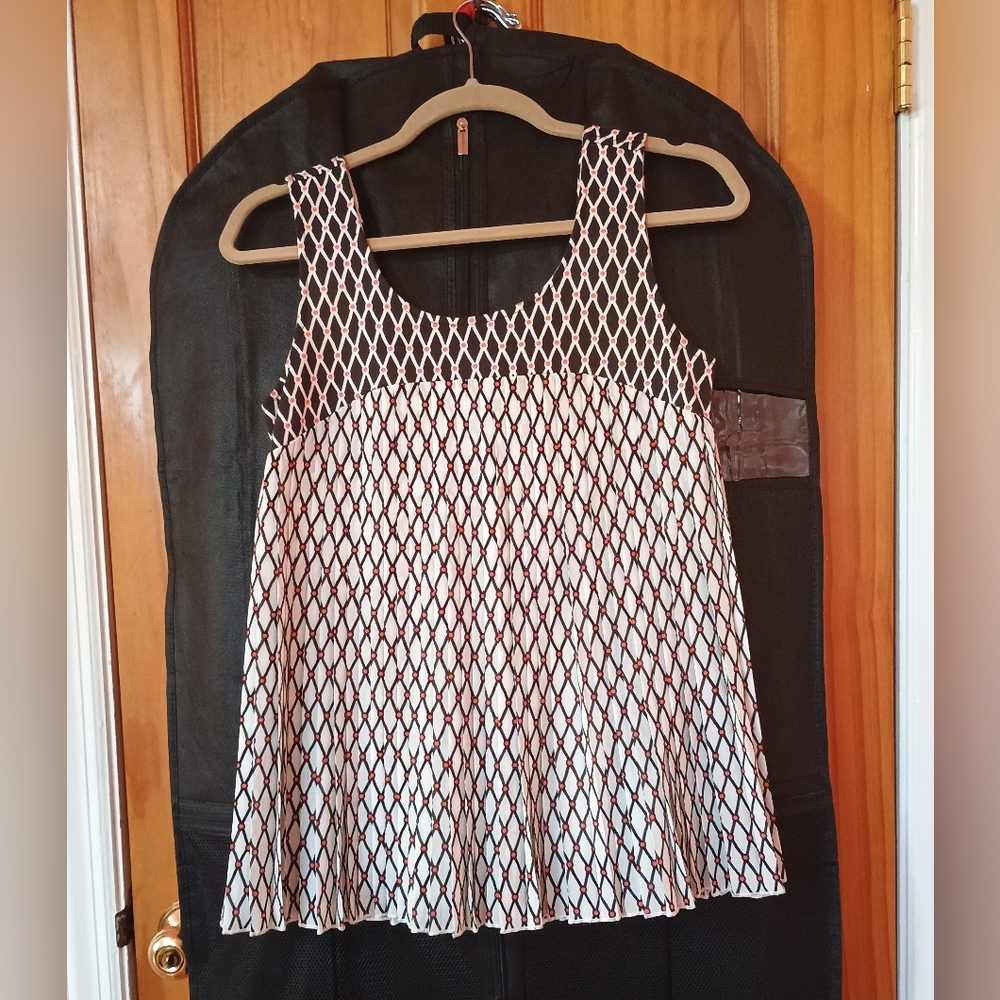 Anthropologie Deletta Pleated Black & White Sleeveless Top Blouse XS Extra Small